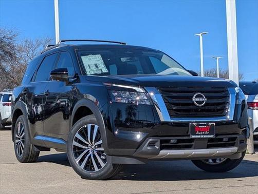 2025 Nissan Pathfinder Platinum FWD