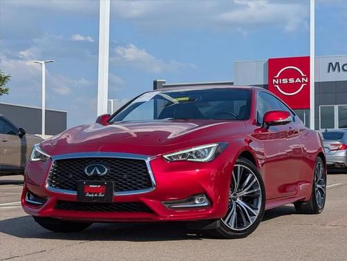 2022 INFINITI Q60 LUXE AWD