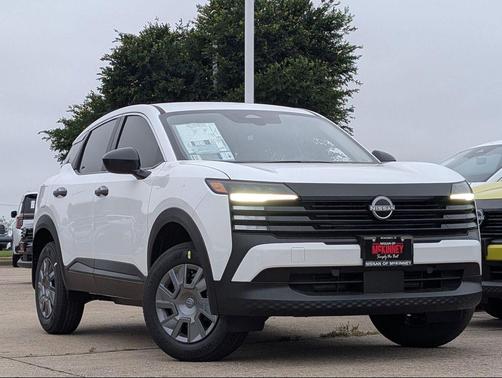 Fresh Powder 2026 Nissan Kicks S