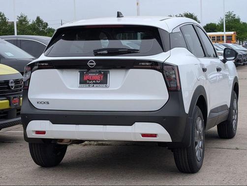 Fresh Powder 2026 Nissan Kicks S