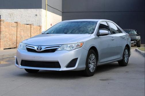 2014 Toyota Camry LE