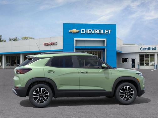Cacti Green 2026 Chevrolet Trailblazer LT