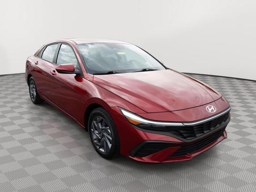 Ultimate Red 2024 Hyundai ELANTRA SEL