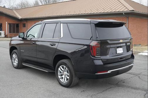 Dark Ash Metallic 2026 Chevrolet Tahoe LS