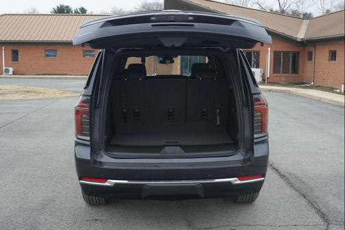 Dark Ash Metallic 2026 Chevrolet Tahoe LS