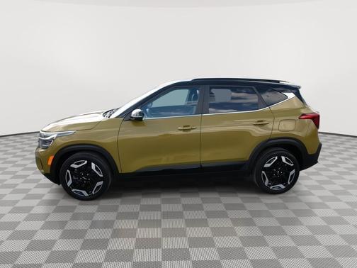 Valais Green/Black Roof 2024 Kia Seltos SX Turbo