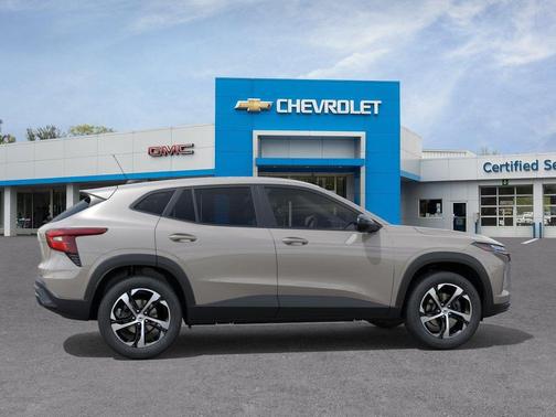 White Sands 2026 Chevrolet Trax FWD 1RS