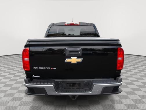 Black 2018 Chevrolet Colorado WT