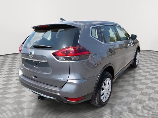 Gun Metallic 2020 Nissan Rogue S