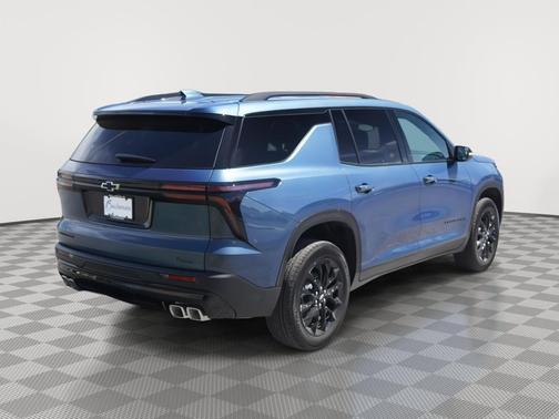 Lakeshore Blue Metallic 2026 Chevrolet Traverse LT