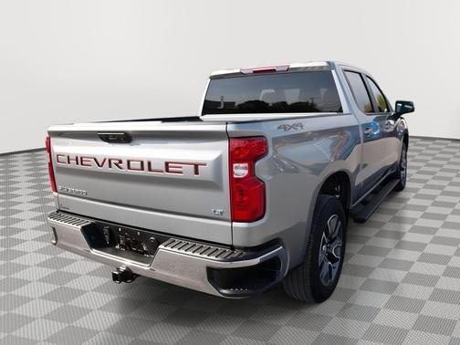 Sterling Gray Metallic 2023 Chevrolet Silverado 1500 LT