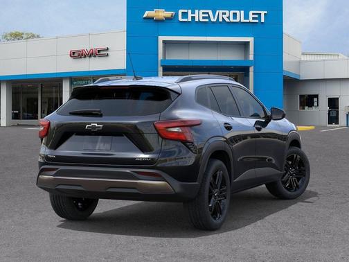 Mosaic Black Metallic 2026 Chevrolet Trax FWD ACTIV