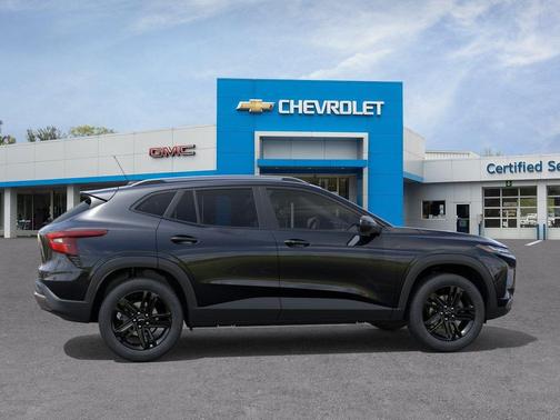 Mosaic Black Metallic 2026 Chevrolet Trax FWD ACTIV
