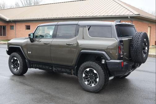 Deep Aurora Metallic (Dark Bronze) 2024 GMC HUMMER EV SUV 2X