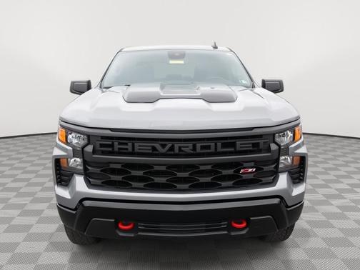 Sterling Gray Metallic 2024 Chevrolet Silverado 1500 Custom Trail Boss
