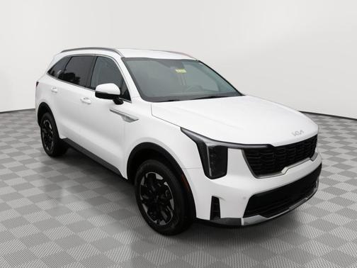 Glacial White Pearl 2025 Kia Sorento S
