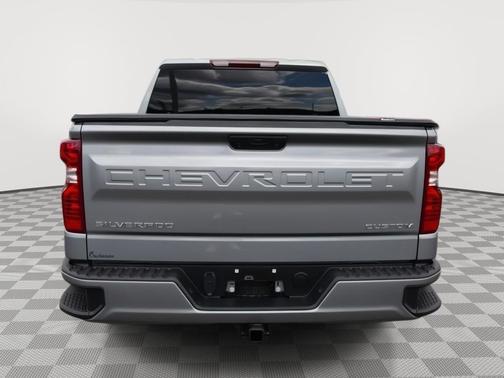 Sterling Gray Metallic 2024 Chevrolet Silverado 1500 Custom