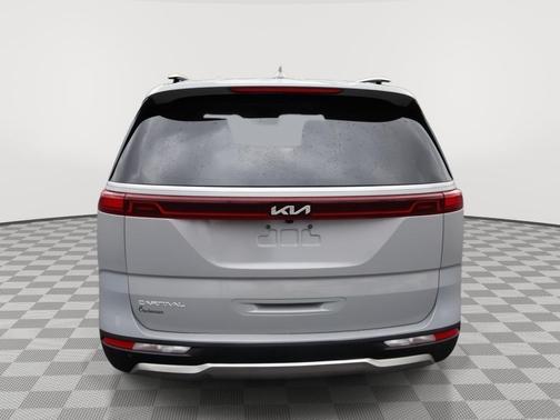 Ceramic Silver 2023 Kia Carnival SX Prestige
