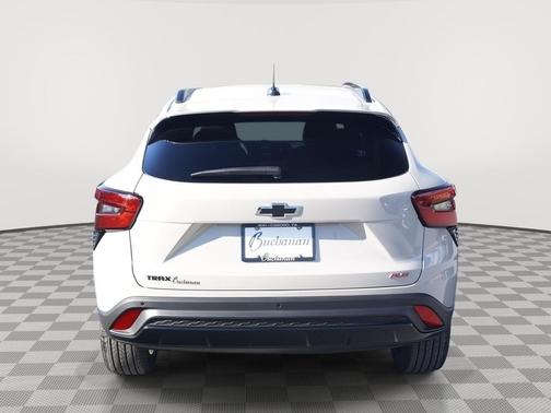 White Sands 2026 Chevrolet Trax FWD 2RS