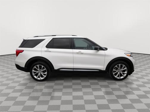 Star White Metallic Tri-Coat 2021 Ford Explorer Platinum