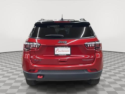 Red Hot Pearlcoat 2025 Jeep Compass Trailhawk