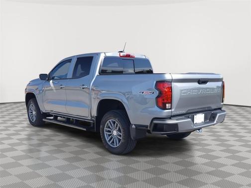 Sterling Gray Metallic 2026 Chevrolet Colorado LT