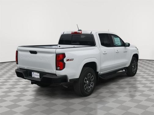 Summit White 2026 Chevrolet Colorado Z71