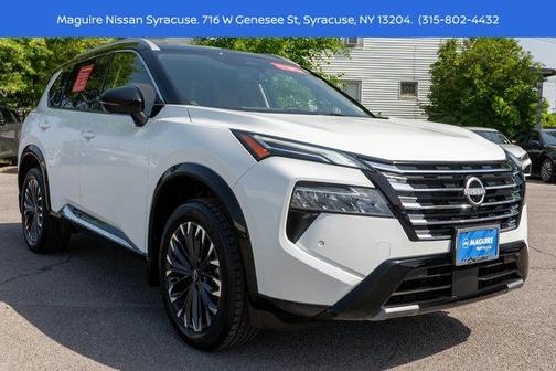 Wht Blk Roof 2024 Nissan Rogue Platinum