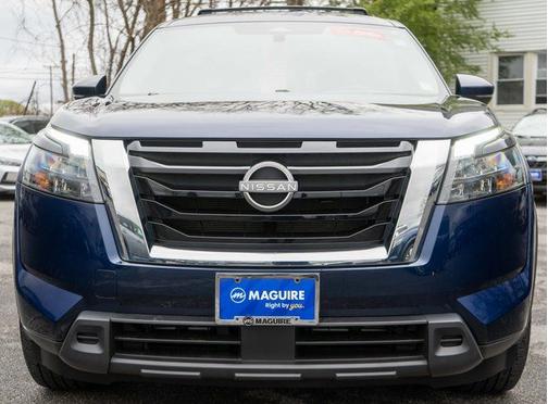 Deep Ocean Blue 2024 Nissan Pathfinder SV
