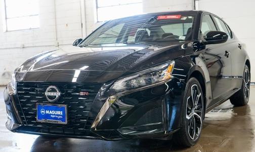 2025 Nissan Altima SR