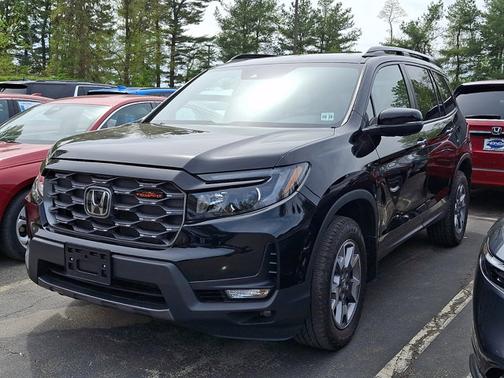 Crystal Black Pearl 2023 Honda Passport TrailSport