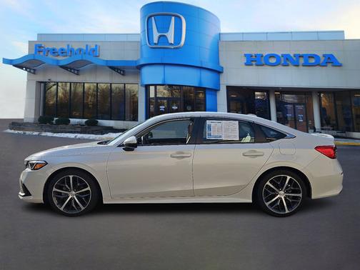 2022 Honda Civic Touring