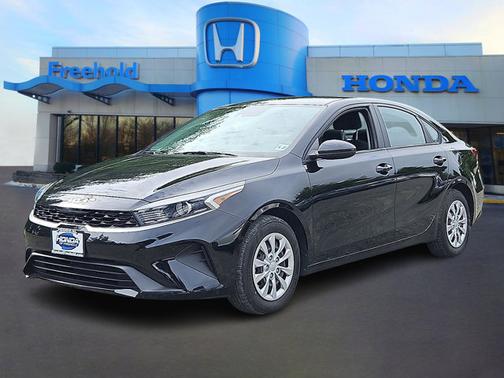 2023 Kia Forte LX
