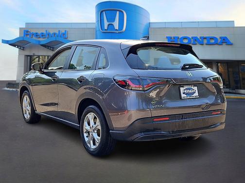 Modern Steel Metallic 2024 Honda HR-V LX