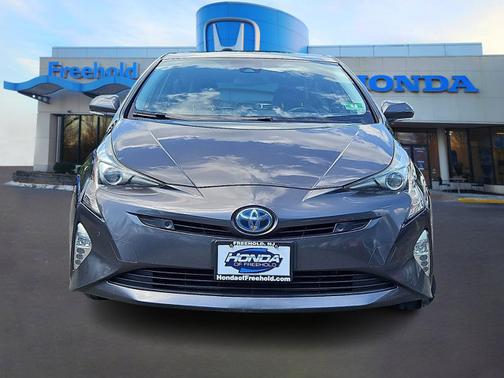 2018 Toyota Prius Three Touring
