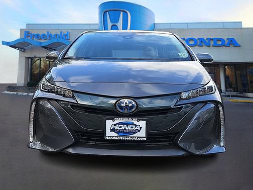 2022 Toyota Prius Prime XLE