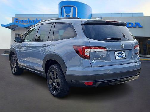 2022 Honda Pilot TrailSport