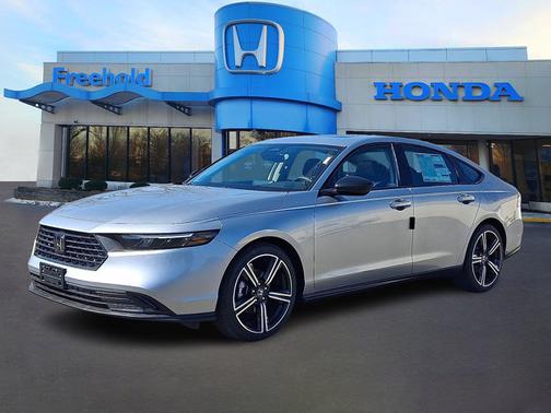 Solar Silver Metallic 2026 Honda Accord SE