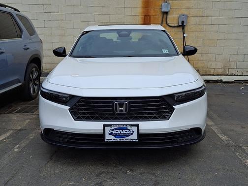 Platinum White Pearl 2025 Honda Accord Hybrid Sport