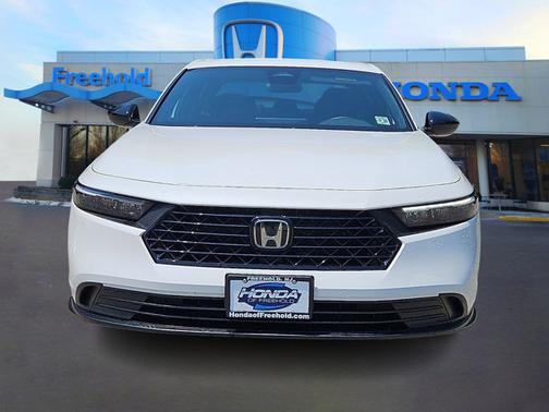 Platinum White Pearl 2025 Honda Accord Hybrid Sport
