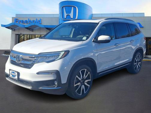 2022 Honda Pilot Touring 7-Passenger