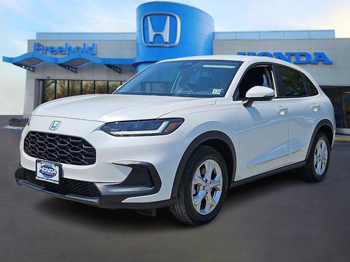 Platinum White Pearl Wx 2023 Honda HR-V LX