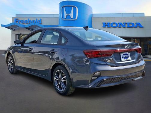 Gravity Gray 2023 Kia Forte LXS