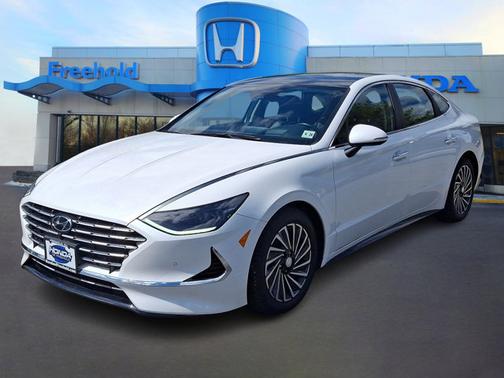 2021 Hyundai SONATA Hybrid Limited