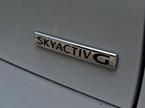 Ceramic Metallic 2025 Mazda CX-30 2.5 S Select Sport
