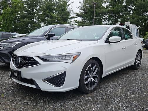 2022 Acura ILX w/Premium Package