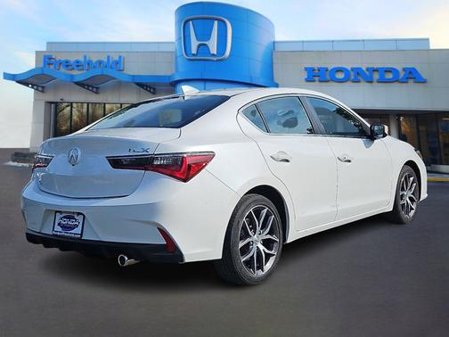 2022 Acura ILX w/Premium Package