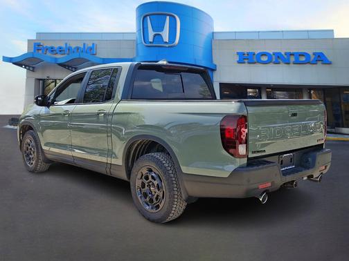 Ash Green Metallic 2026 Honda Ridgeline TrailSport+
