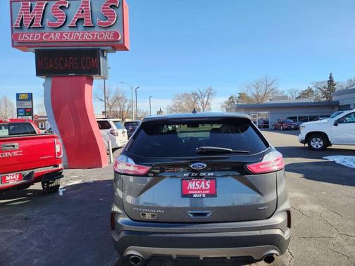 2024 Ford Edge Titanium