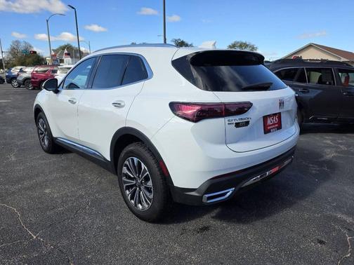 Summit White 2024 Buick Envision Preferred AWD